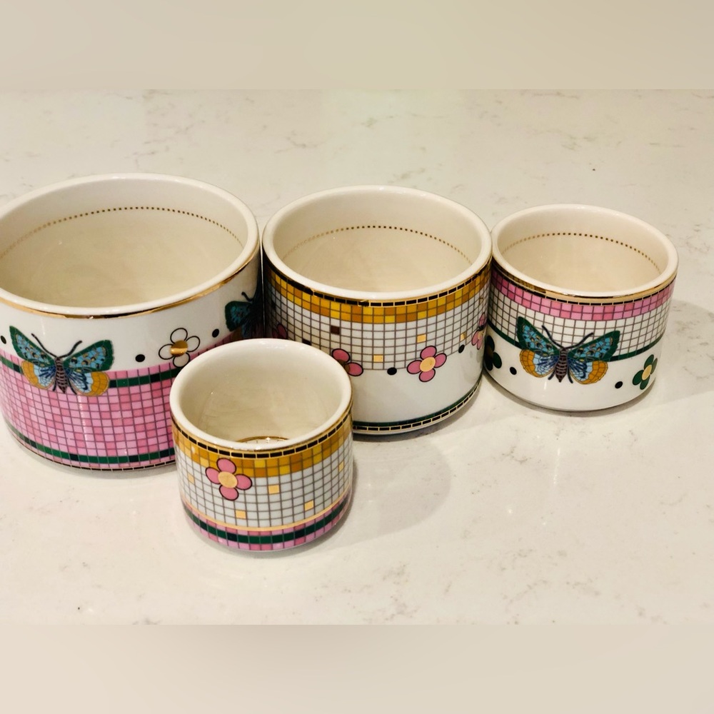 Anthropologie bistro garden tile measuring cups